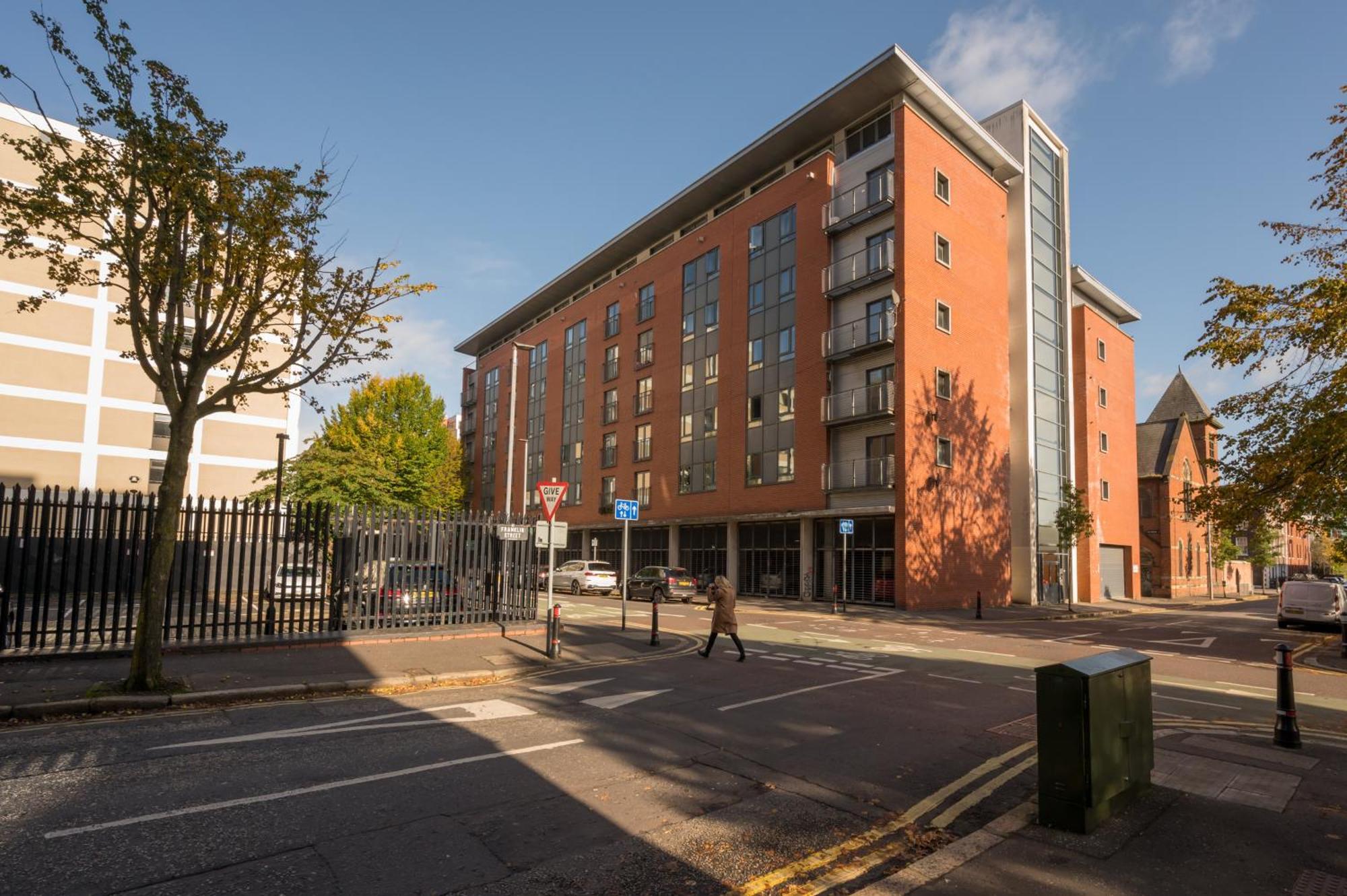 Belfast City Apartment With Free Parking! Exterior photo